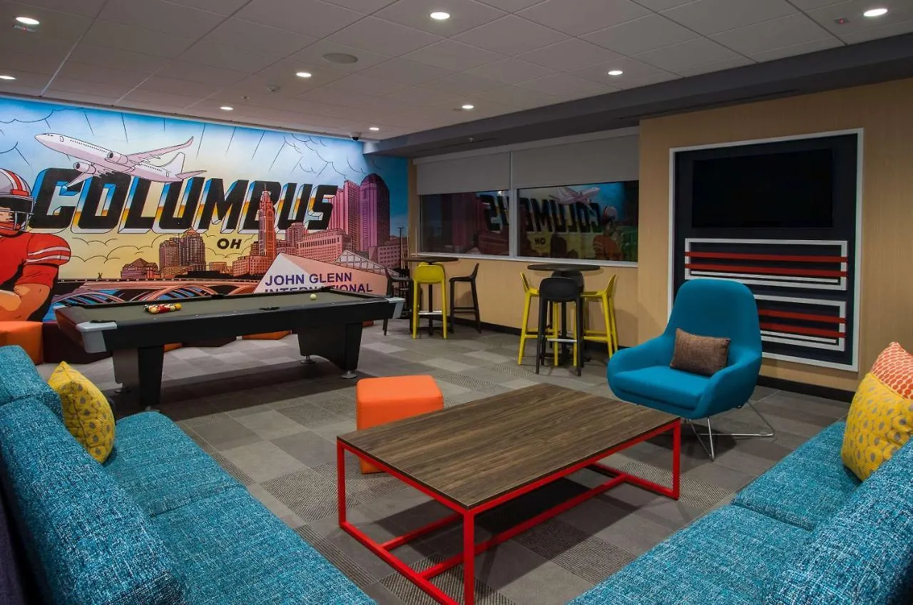 Tru By Hilton Columbus Airport Hotel 3*,